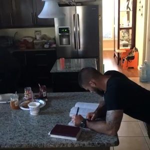 Meet your Posher, Leonardo